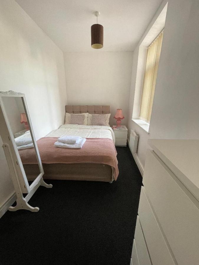 2 Bedroom Apartment In كيدرمينستر المظهر الخارجي الصورة